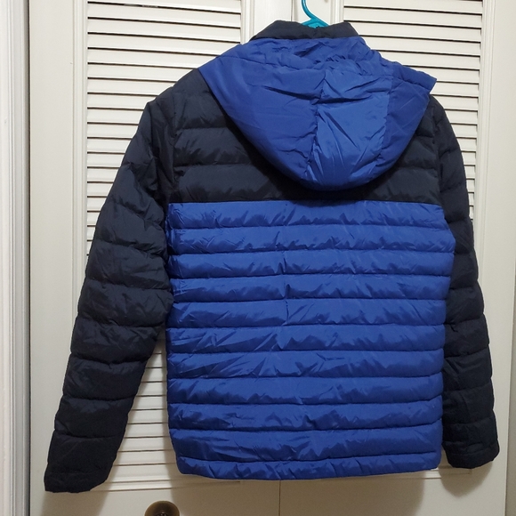 T Down Theory By Uniclo Color Block Winter Puffer Coat - Picture 9 of 9